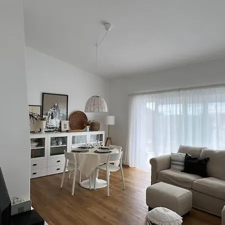 Casa De Maio - New T2 - Arrifana 650 Mts Casa de Férias