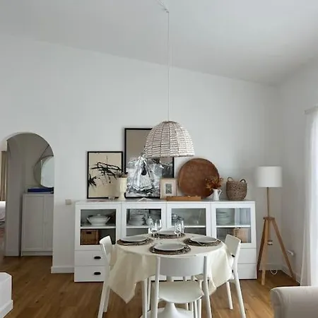 Feriehus Casa De Maio - New T2 - Arrifana 650 Mts