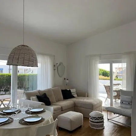 Tatil Evi Casa De Maio - New T2 - Arrifana 650 Mts *