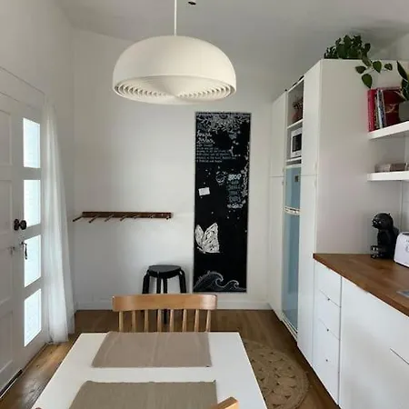 Casa de Férias Casa De Maio - New T2 - Arrifana 650 Mts